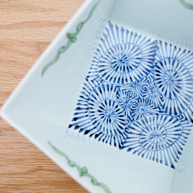 藍土　藍土な休日　和食器　通販　有田焼　そうた窯　唐草　染錦　鉢　盛鉢　ボウル