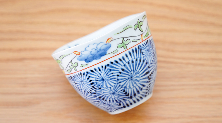 藍土　藍土な休日　和食器　通販　有田焼　そうた窯　唐草　染錦　ゆらりカップ　カップ　フリーカップ