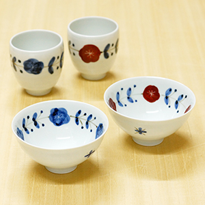 【和食器通販ショップ　藍土な休日】有田焼　皓洋窯　花つなぎお茶碗