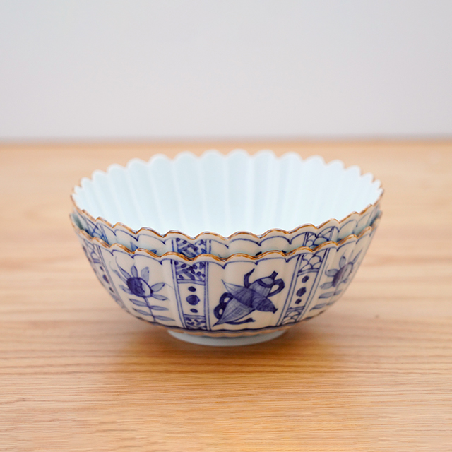 渕サビ芙蓉手菊型鉢［梶謙製磁社］│煮物や和え物の盛り付けに